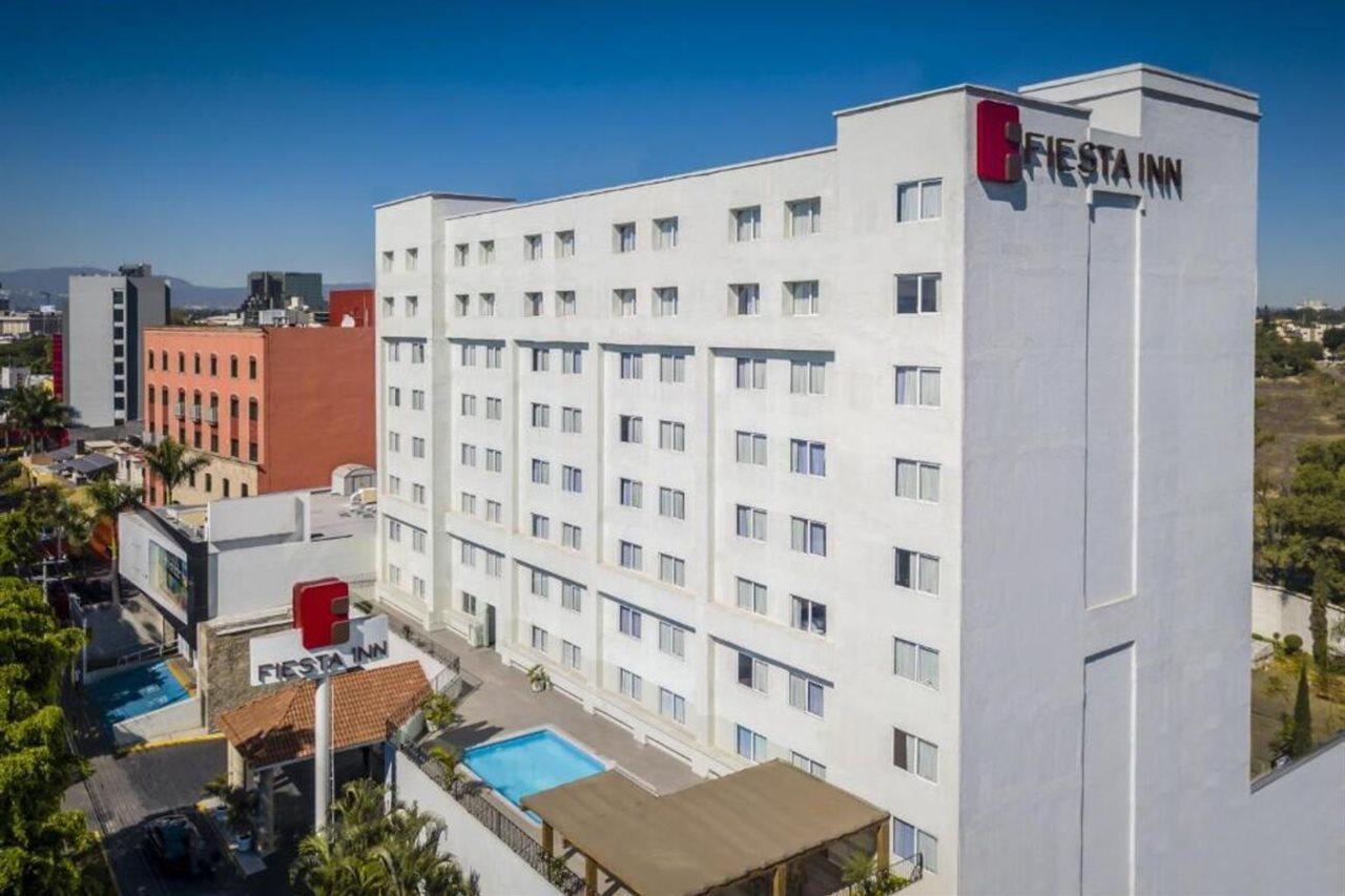 Fiesta Inn Guadalajara Expo Запопан Екстериор снимка